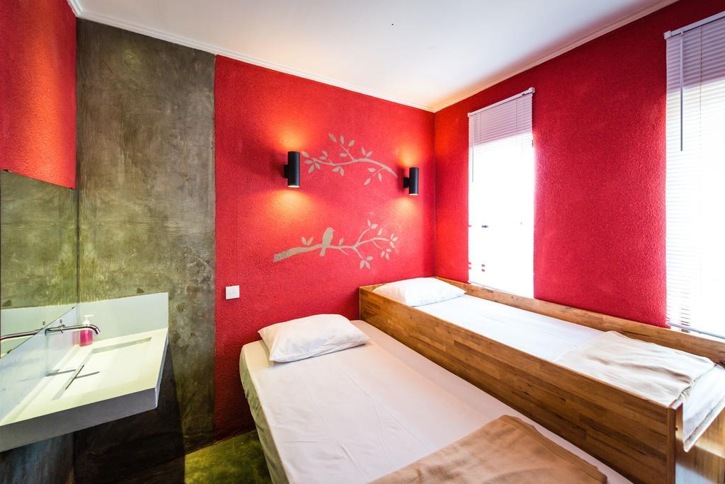 Kayun Hostel レギャン 部屋 写真